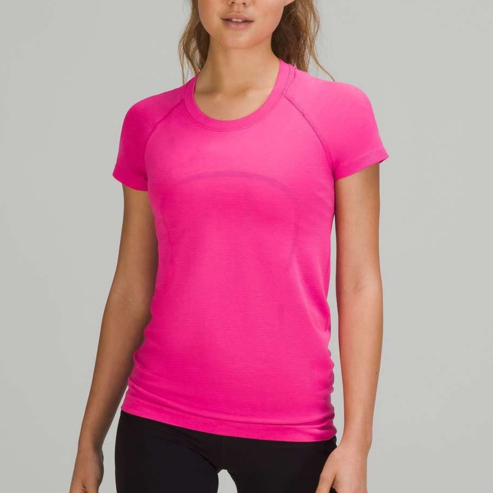 Lululemon Swiftly Tech Short-Sleeve Shirt 2.0 Sonic Pink Size 4